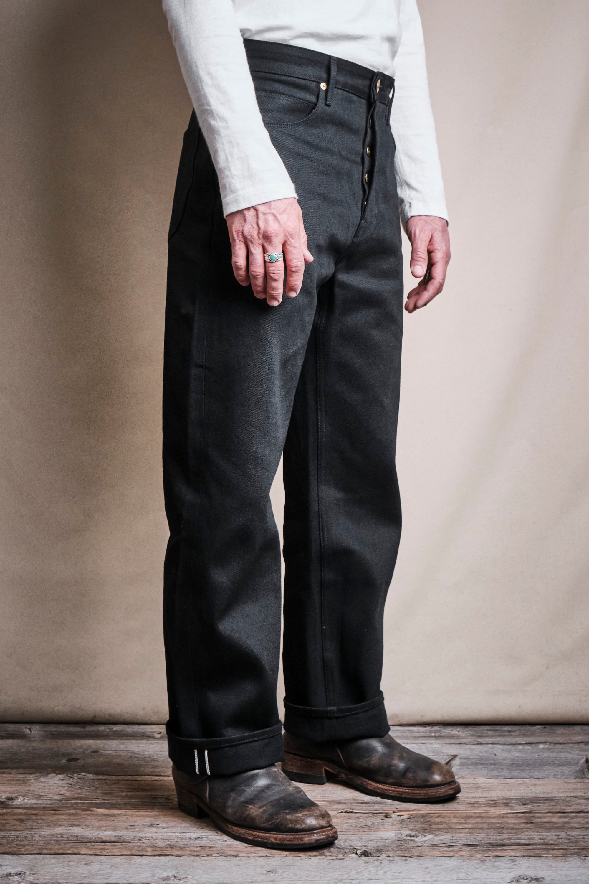 Modesto 15.75 Ounce Black Denim