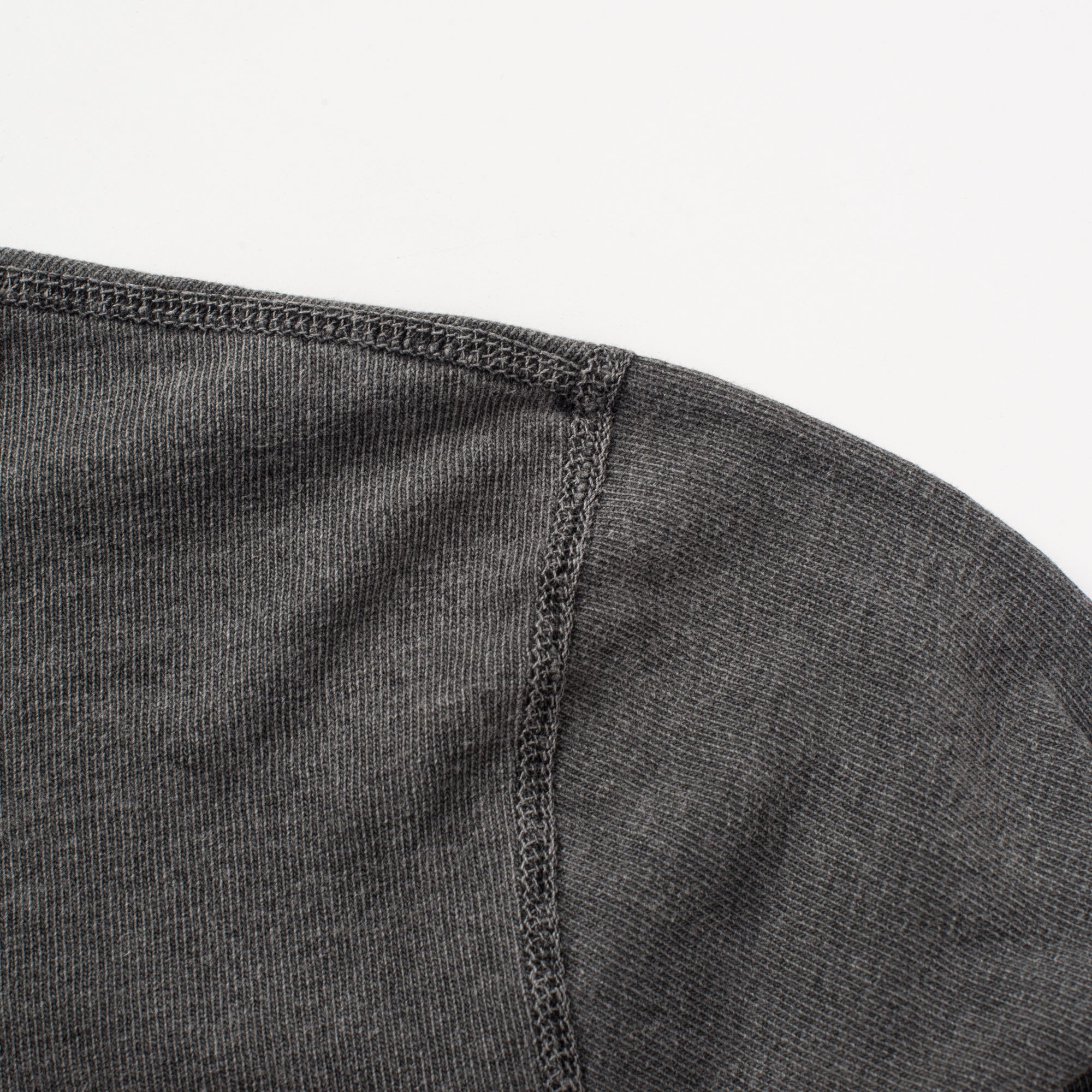 13 OUNCE HENLEY MIDNIGHT shoulder