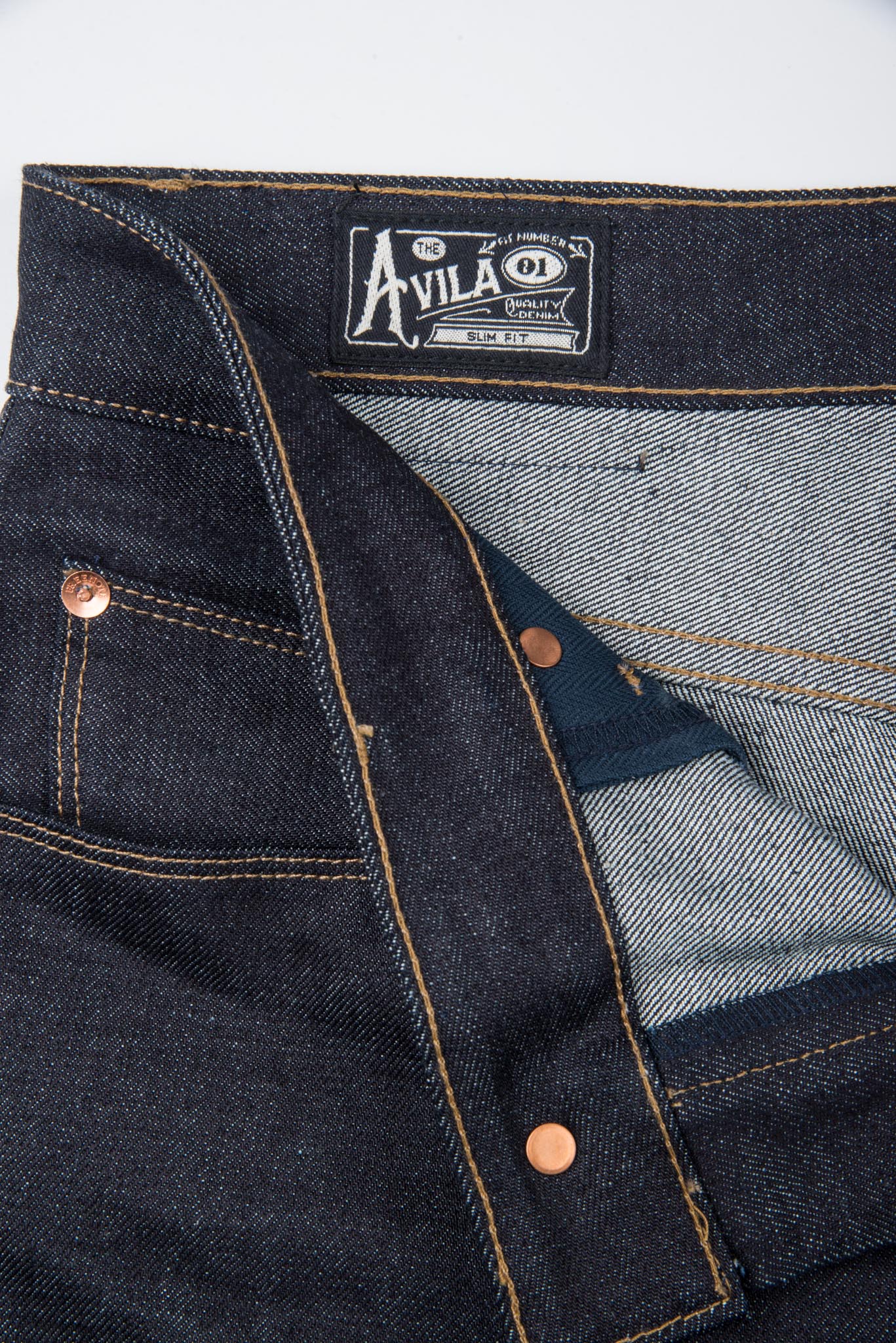 Avila Slim Taper <span> 14.50 ounce Kaihara Denim</span>