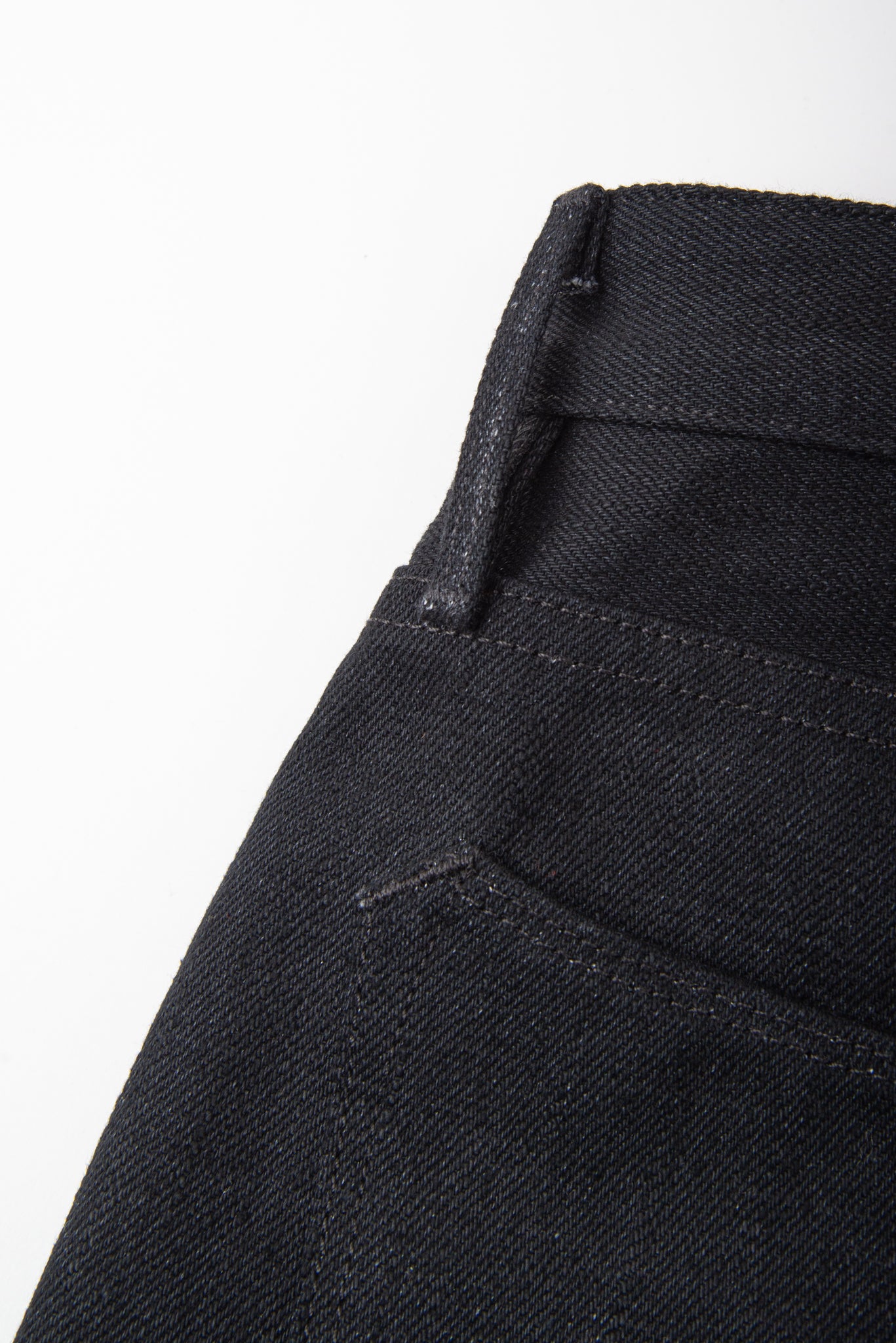 Portola Classic Taper <span> 17 Ounce Black Denim </span>