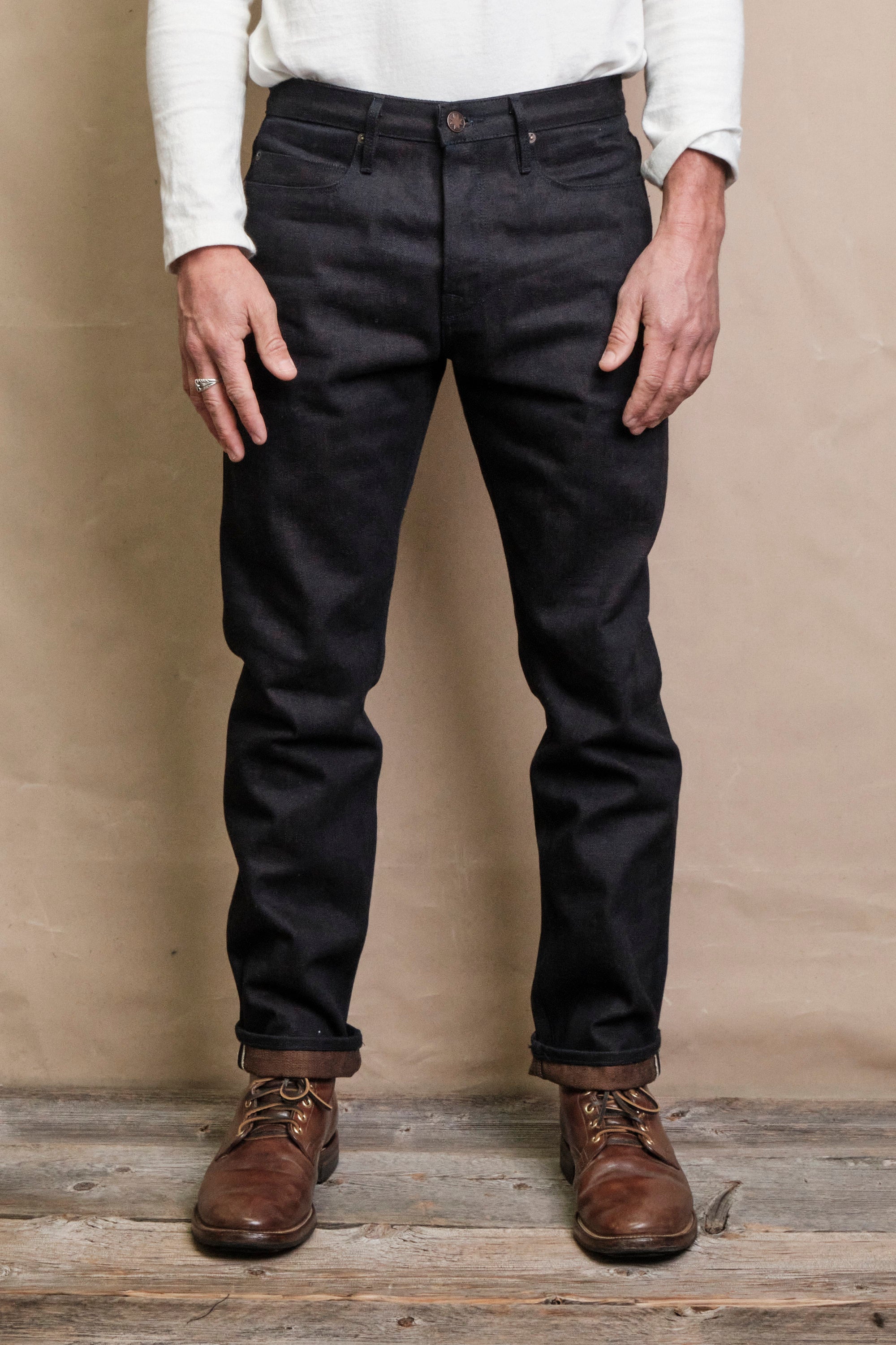 Portola Taper | 16 oz Indigo Brown Denim