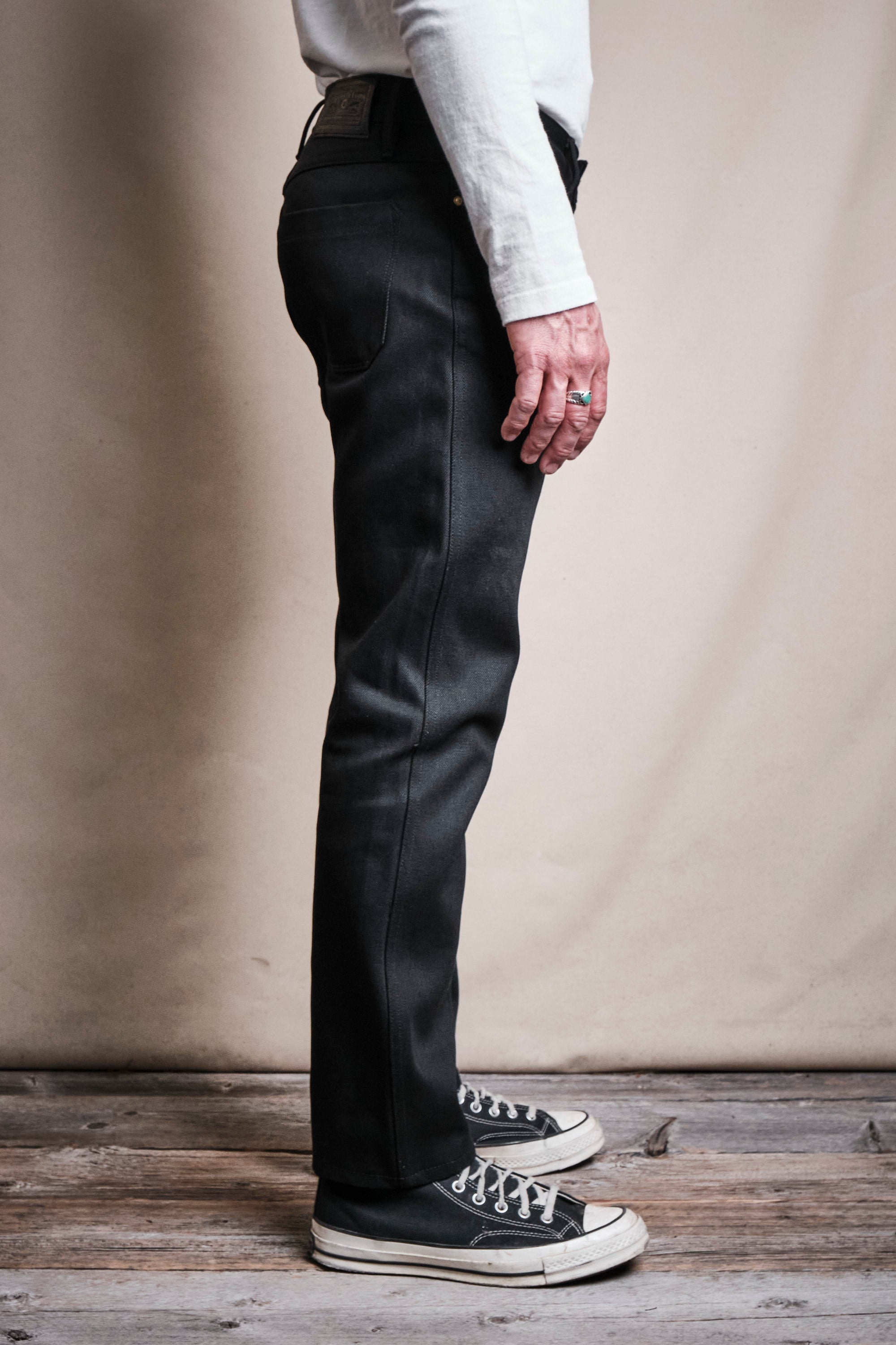 Rios | 15.75 Ounce Black Denim