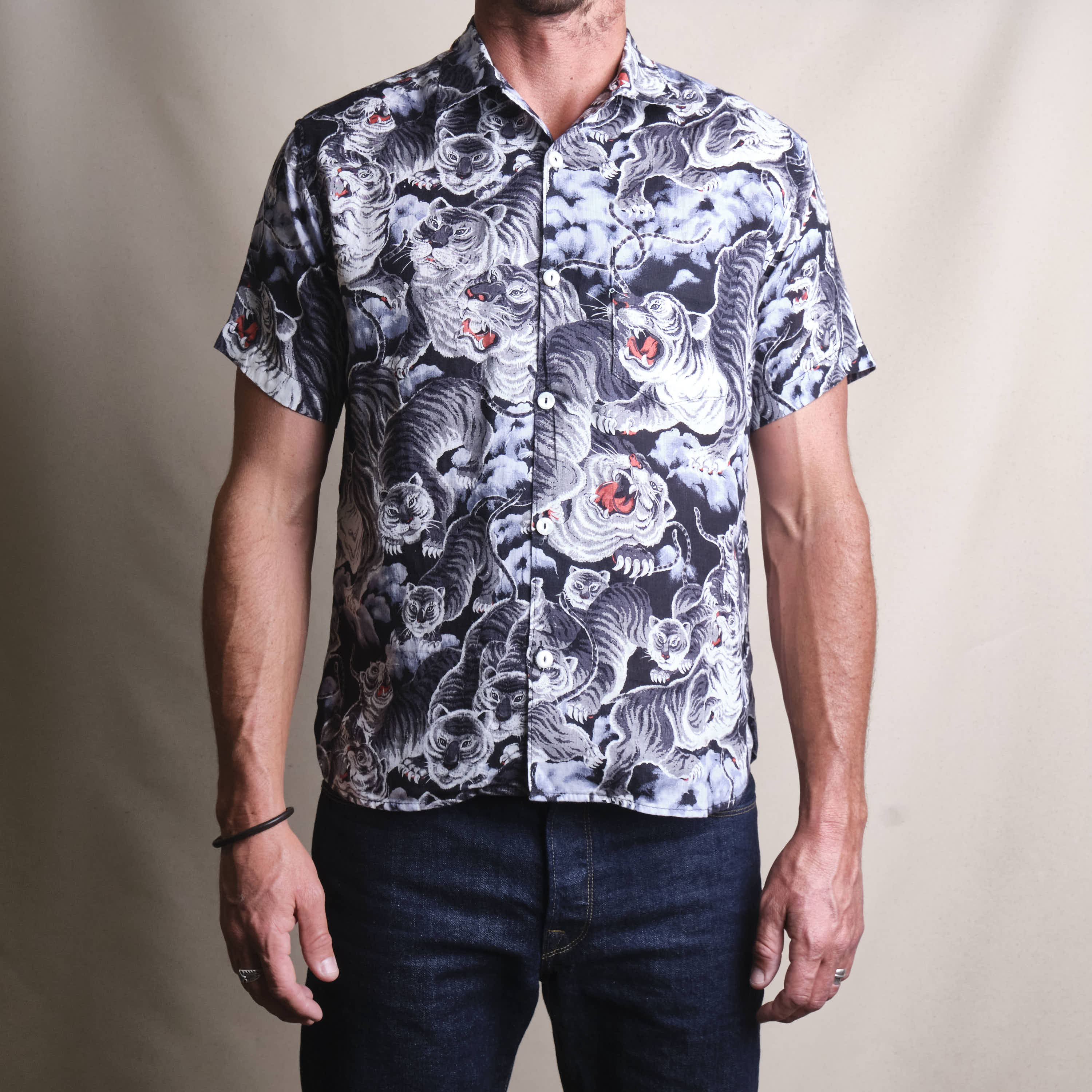 Hawaiian <span> Black Tigers </span>
