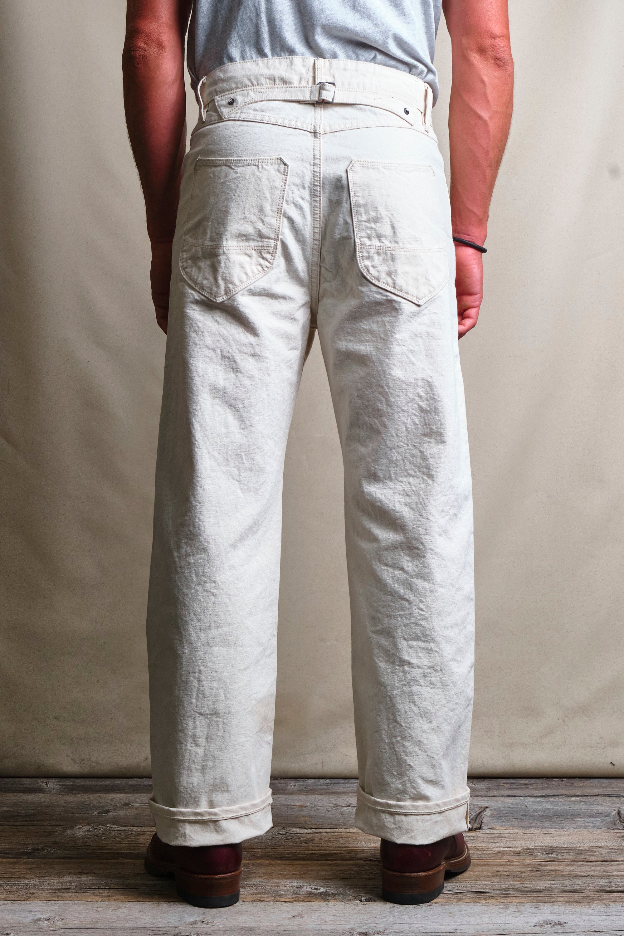 Modesto Buckleback 11 Ounce Natural Canvas