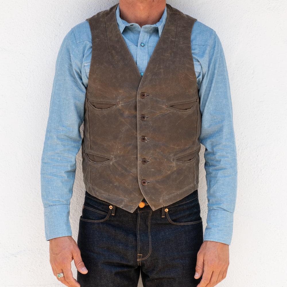 Calico Vest Waxed Canvas | Oak