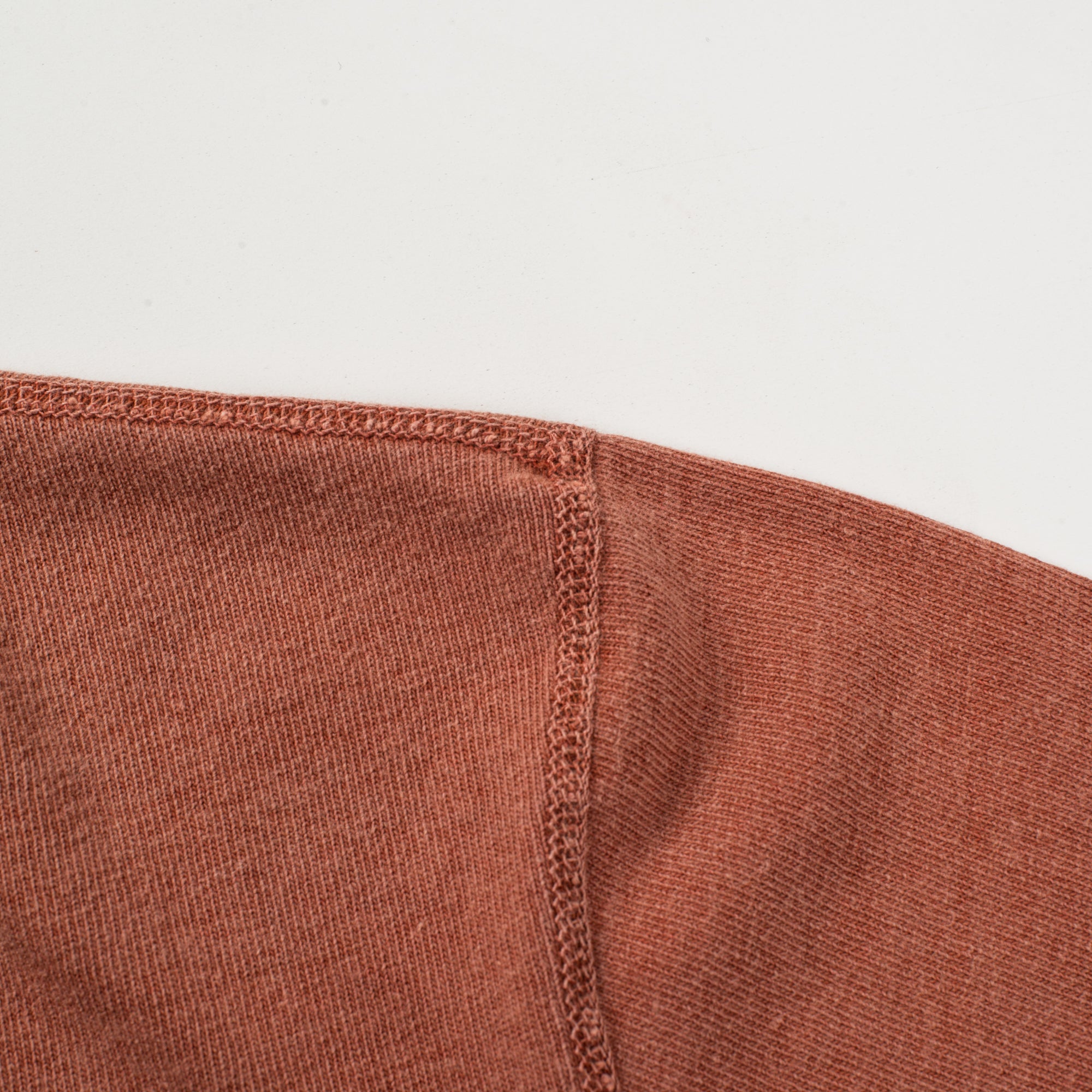 13 OUNCE HENLEY RUST Shoulder